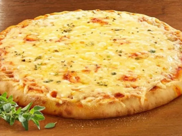 PIZZA DOIS QUEIJOS